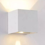 Outdoor wall light